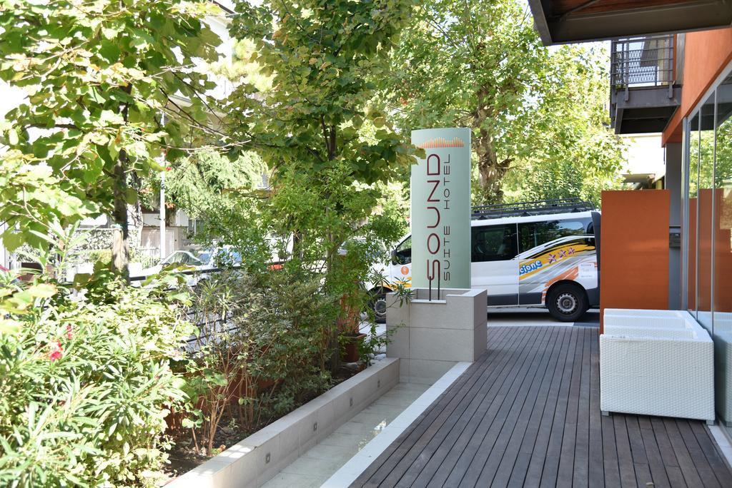 Sound Suite Hotel Riccione Eksteriør billede